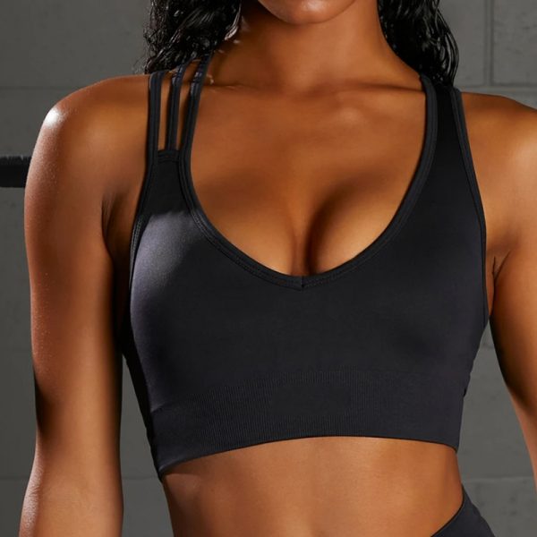 Seamless V-neck Black Sports Bra