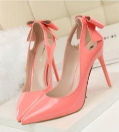 Butterfly-knot Stilleto Pumps