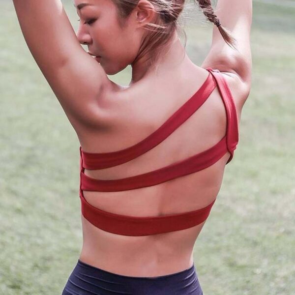 Halter Neck Cross Back Design Sports Bra - Image 4